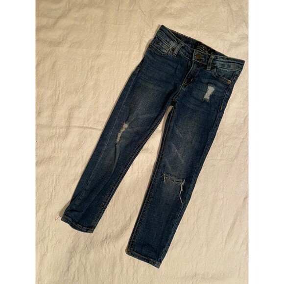 Girls Lucky Brand Distressed with holes Jeans Zoe Skinny 4 / 5 Denim - Picture 1 of 8